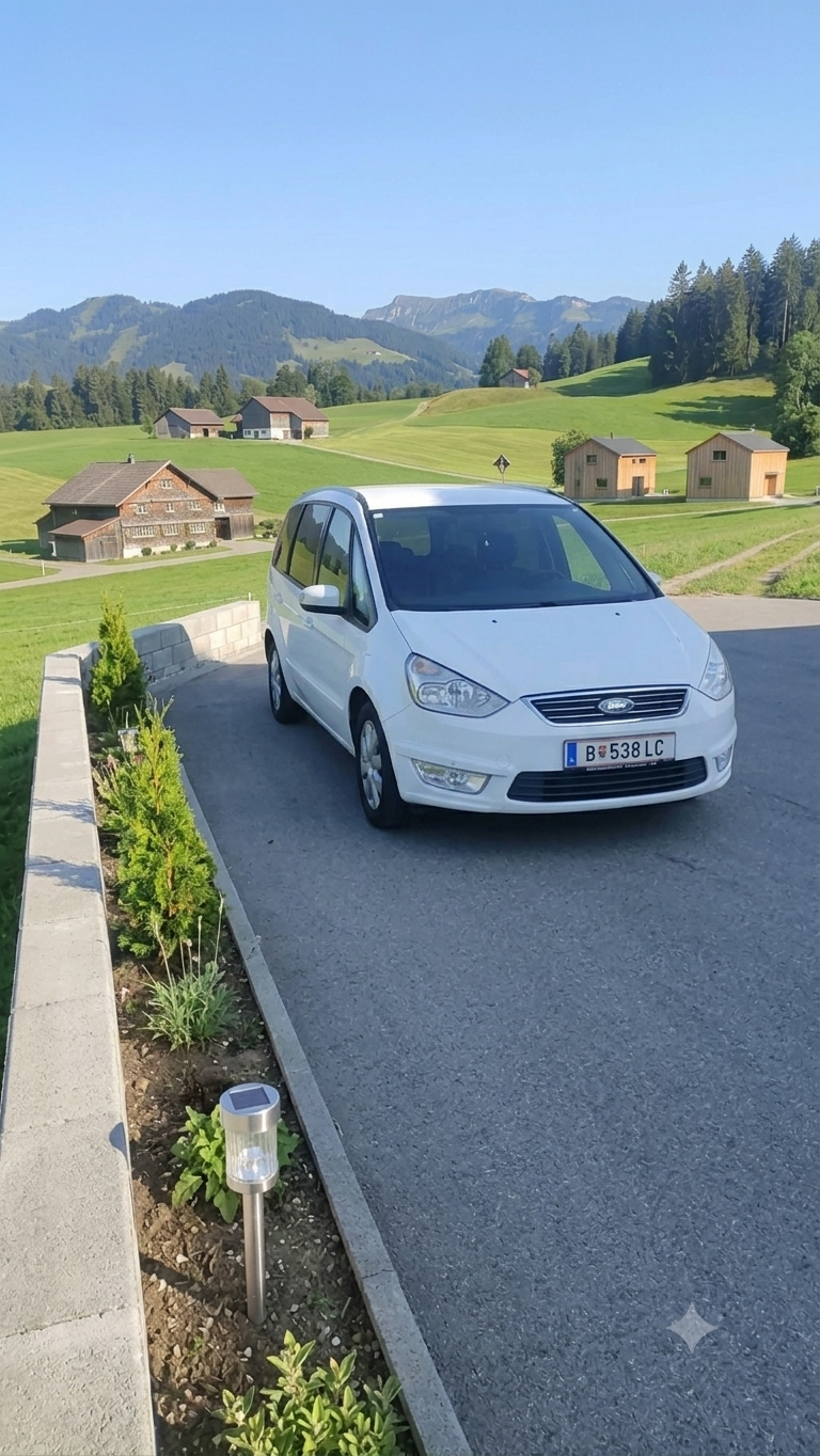 Ford Galaxy im Bregenzerwald mit Kennzeichen B-538LC von Taxi Koni